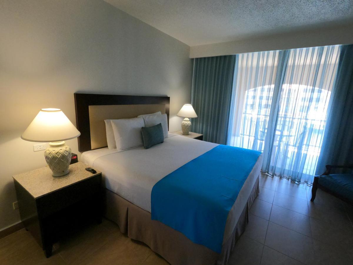 Park Royal Homestay Club Cala Puerto Rico Humacao Bagian luar foto